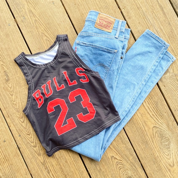Champion Tops - Bulls tank top crop top
